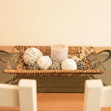 Helen's Vintage Apartment *